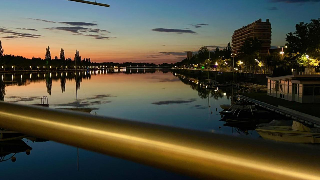 Le Centre, Spacieux Et Cosy T2 Avec Vue, Au Calme * Vichy